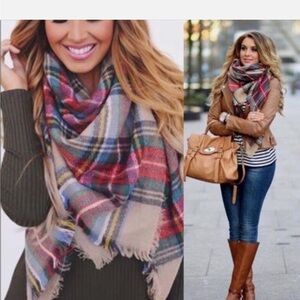 ModCloth Lock & Key‎ Tartan Blanket Scarf
